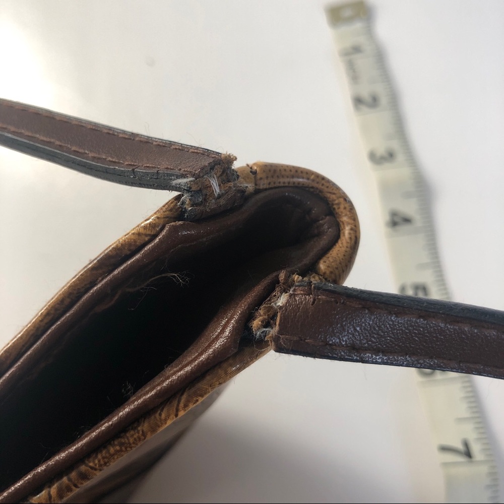 Boho embossed purse - Picture 10 of 11